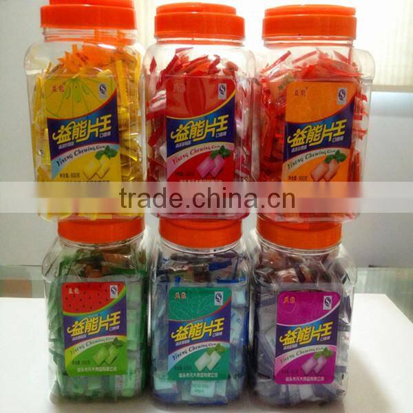 Yineng strawberry flavor chewing gum candies/candy