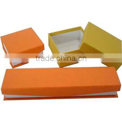 Box maker custom and design kraft paper box