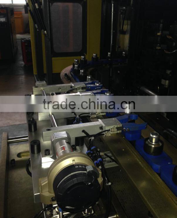 blow moulding machine for bottle up to 2L