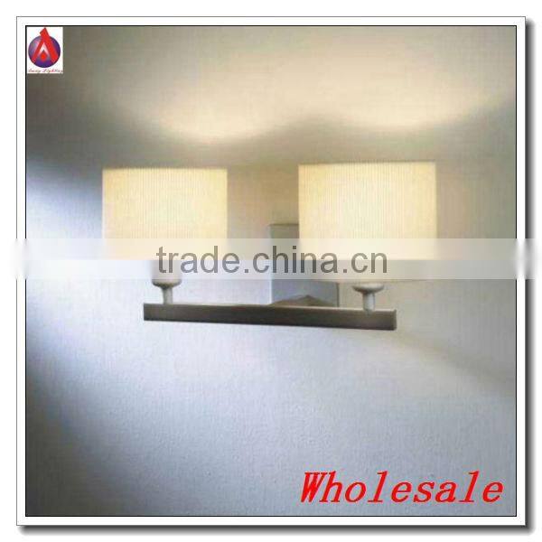 most popular white wood wall lamp in Amercia and Europe