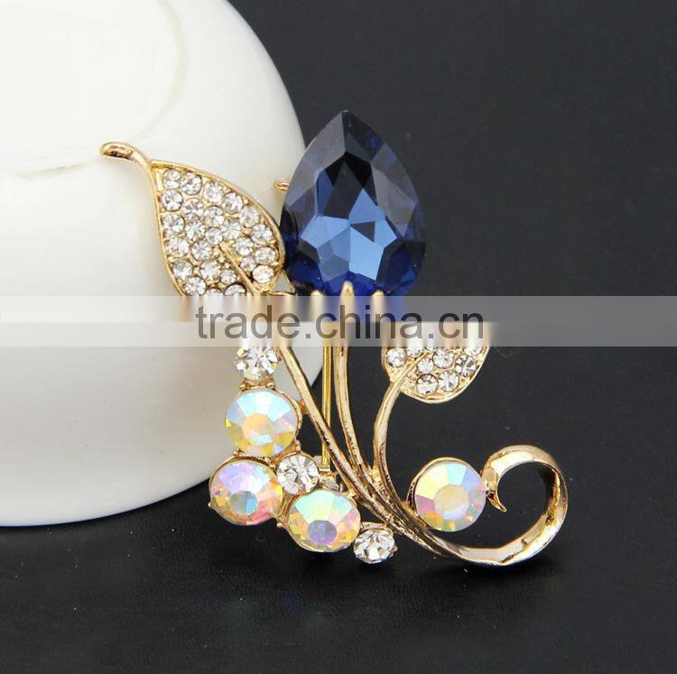 2015 vintage korean imitation pearl flower wedding brooches wholesale and pins for dress
