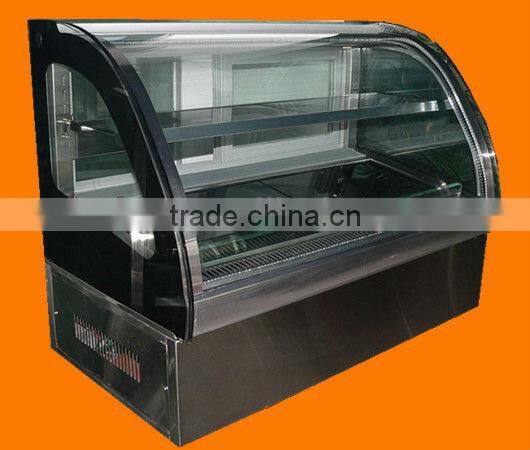 Refrigerated cake displaying showcase refrigerator