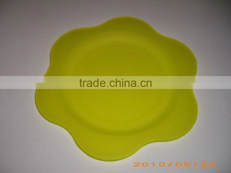 Plastic fruit plate