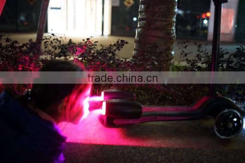 Cool Foldable Mist Spray Scooter For kids, Adjustable High Run scooter of gift for Children