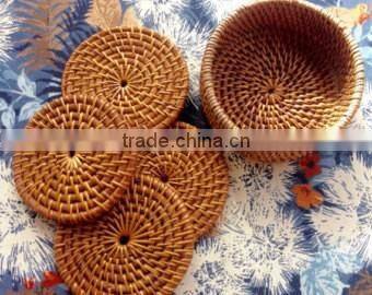 Handmade rattan cup holder / set of 6 rattan coasters made in Vietnam