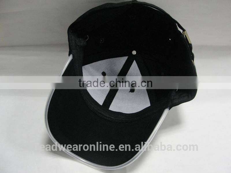 Custom Plain Dyed LED Light baseball cap of 100% Cotton China Factory