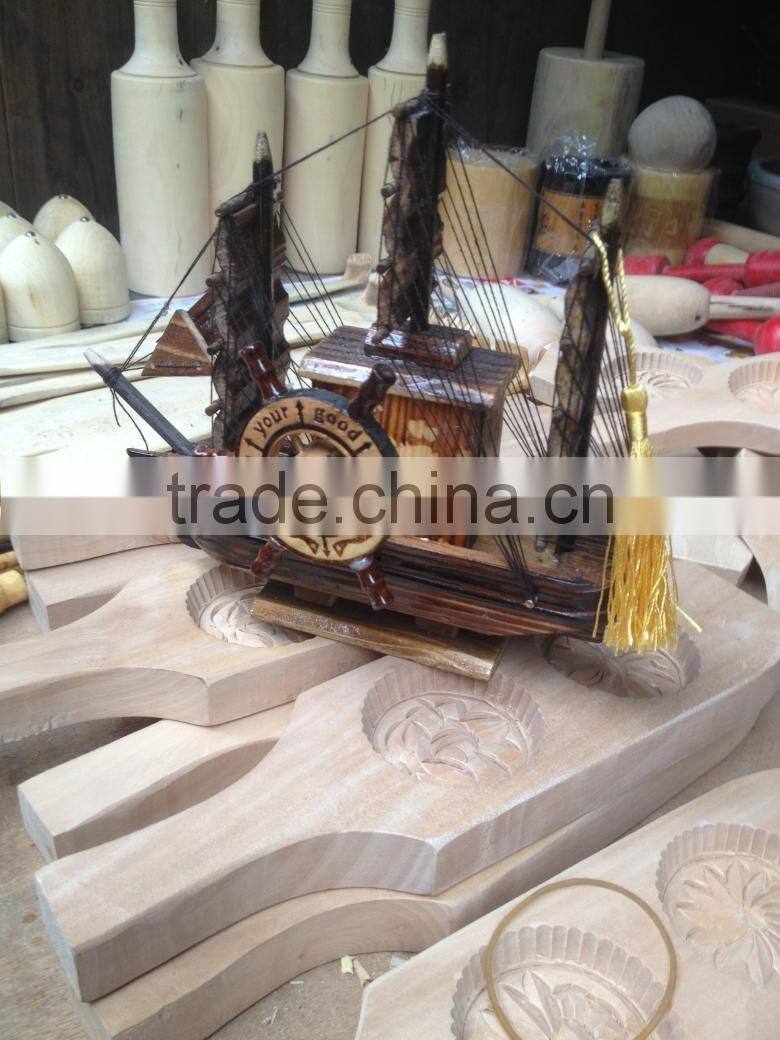 1 pc MOQ Sailing Boat/Sailing Ship/Sailing Vessel/Junk/Jalor Wood Boat,Home Decor Wood Craft Sailing Boat Model Gift for Kids