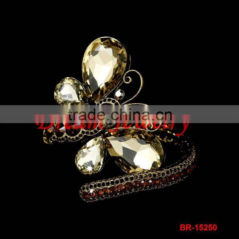 fashion crystal butterfly bangle