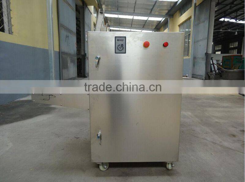 Imitation of manual dumpling skin making machine
