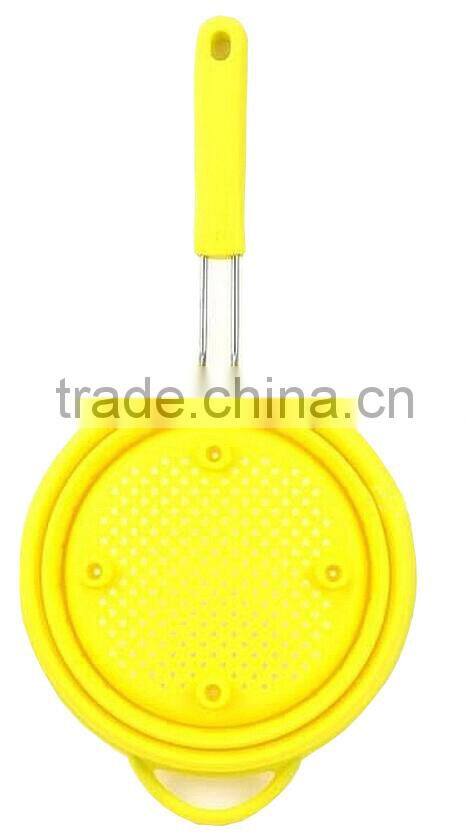 Food grade Silicone kitchen utensil collapsible silicone colander strainer with stainless steel handle