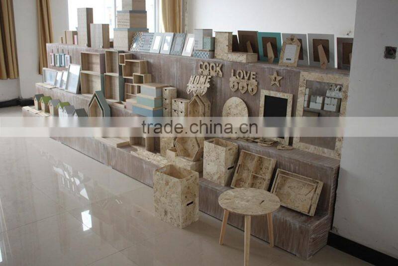 Small wooden decoration