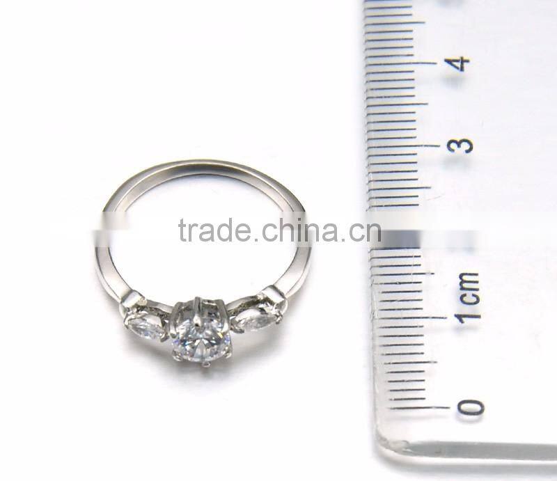 Wholesale Cheap Women Jewelry Silver Stainless Steel Bridal Shiny Crystal Rings