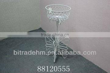 metal plant holder with wheel