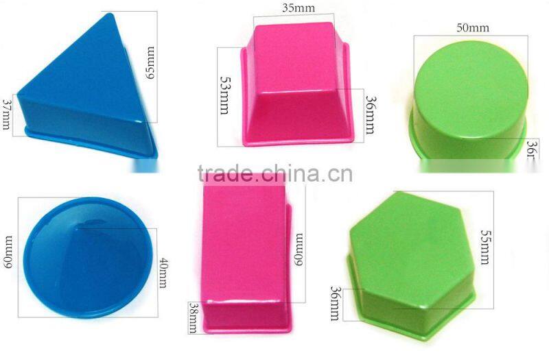 22015 hot selling DIY educational moving magic play sand with Tools and Molds for kids