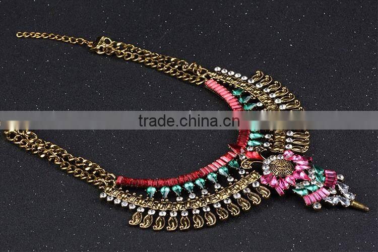 Wholesale fashion statement necklace, gold necklace jewelries with colorful diamond stone