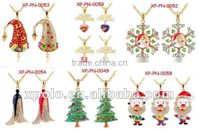 Rhodiumized Tone / Blue Zircon Rhinestone / Lead Compliant / Paw Print Pendant / Brooch / Necklace