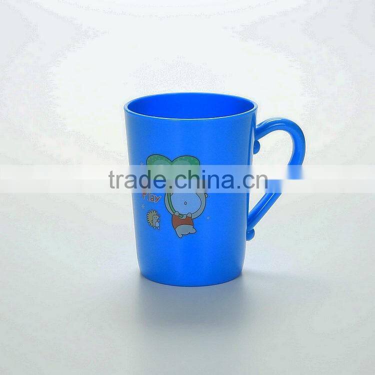Reusable Cartoon Plastic Cups with handle --Blue