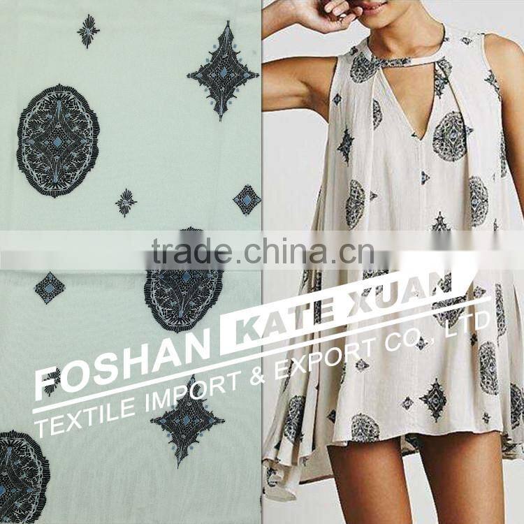 Plain weave reactive dyeing 100% viscose rayon crepe fabric