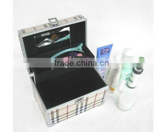 New aluminum cosmetic case with beauty pattern,aluminum cosmetic box