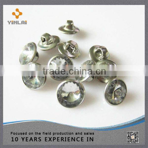 Metal garment buttons for decoration