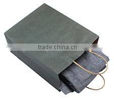 Delicate Kraft paper present box gift bag