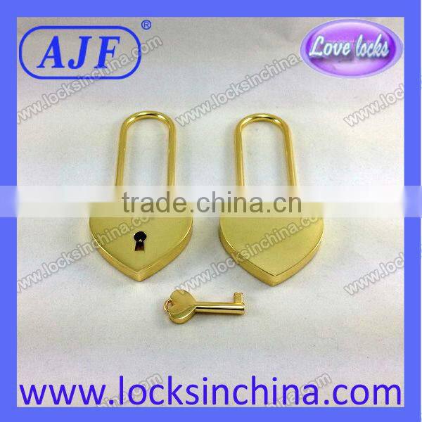 AJF NEWEST Hot Selling Metal Gold Big Working Heart love padlock
