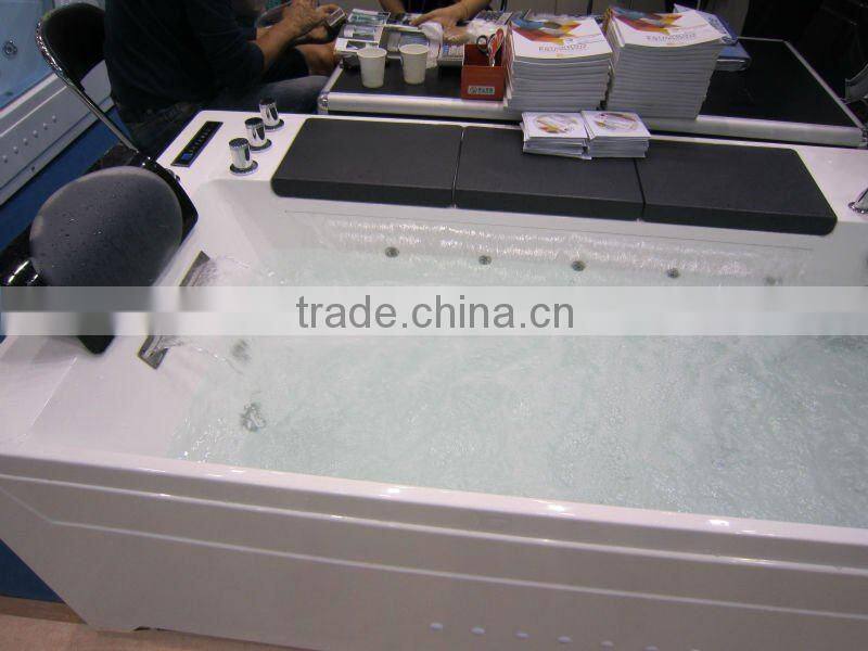 Water cooled gel pillow