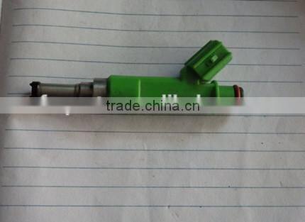 Auto fuel injector for Toyota 23250-0V010