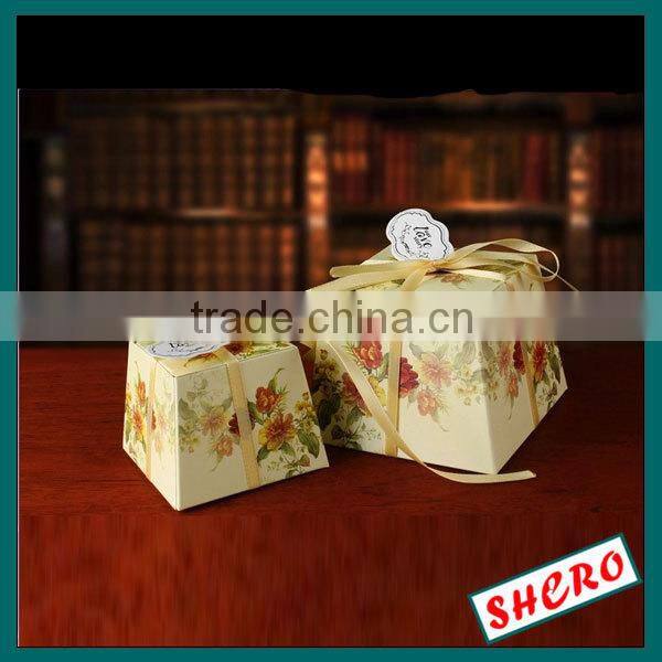 Pink romantic paper craft wedding candy boxes