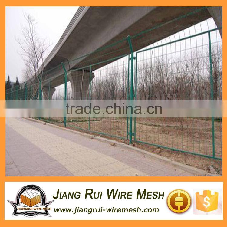 High quality PVC coated / galvanized frame fence