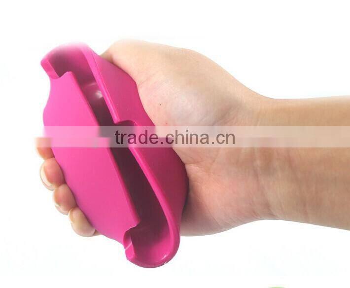 Most popular logo printed portable silicone ashtray