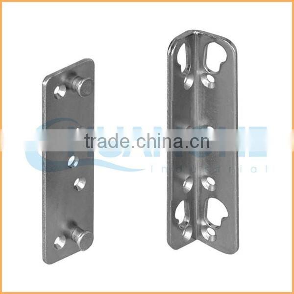 Bed hardware fittings