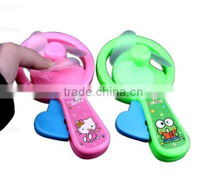 cheap plastic mini handy dynamo fan for kids in summer