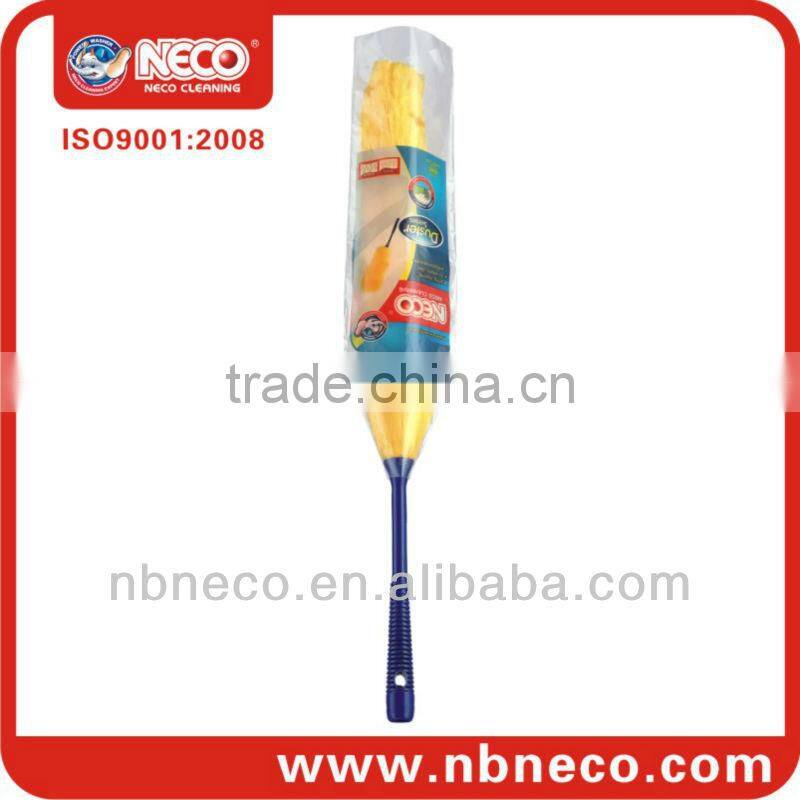 cleaning plastic duster