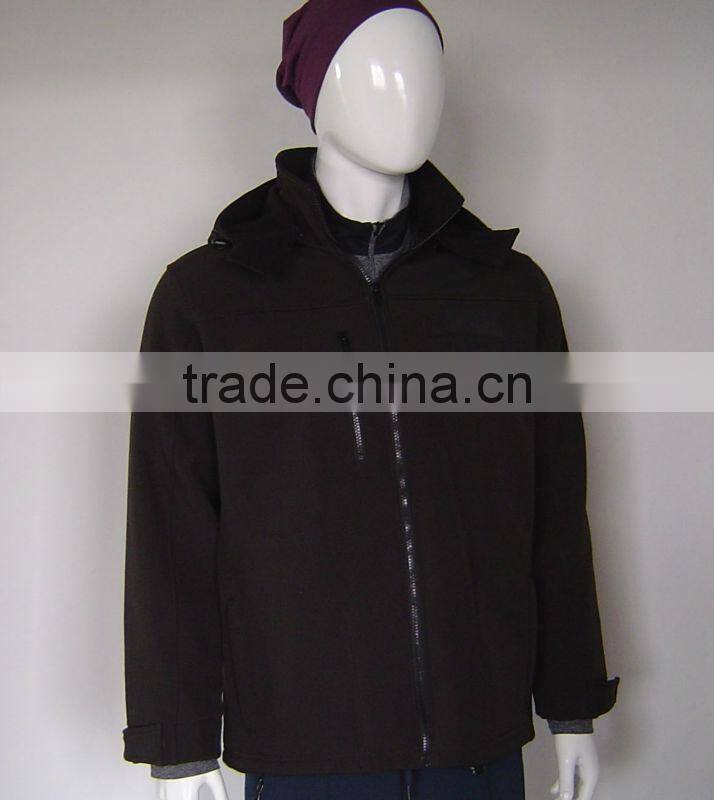 2013 Men's latest style softshell jacket