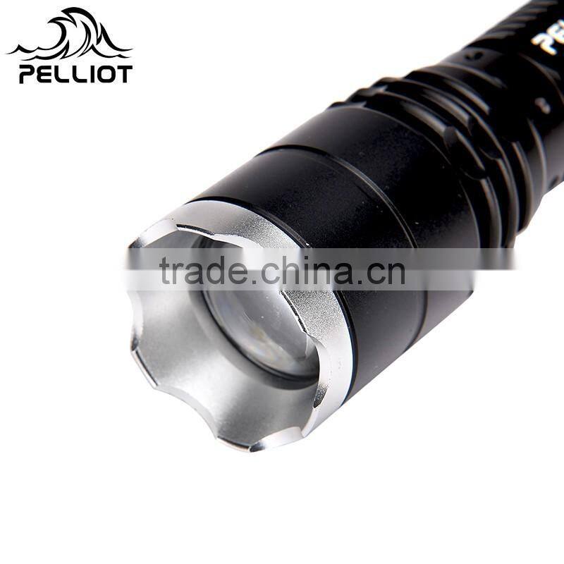 Zoomable Multifunctional Long Lasting Time Tactical Flashlight With Five Stalls