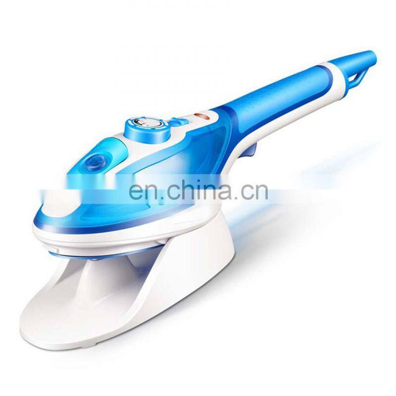 ATC-108 professional 1600W portable steam iron