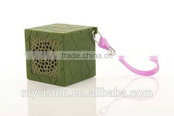Cube Mini Wireless Bluetooth Speaker Waterproof Silicone Sucker Hands Free Speakers