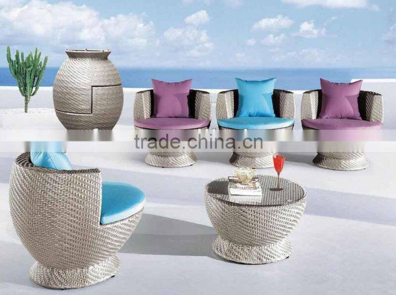 round wicker coffee table and chair