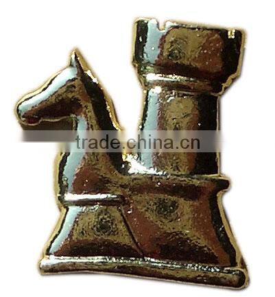 GOLD PIN CHESS KNIGHT