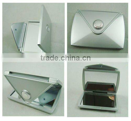 purse-shaped vanity Mirror