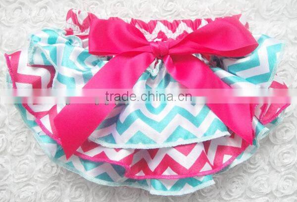 fashionable colorful heart print ruffled fancy girl baby bloomers