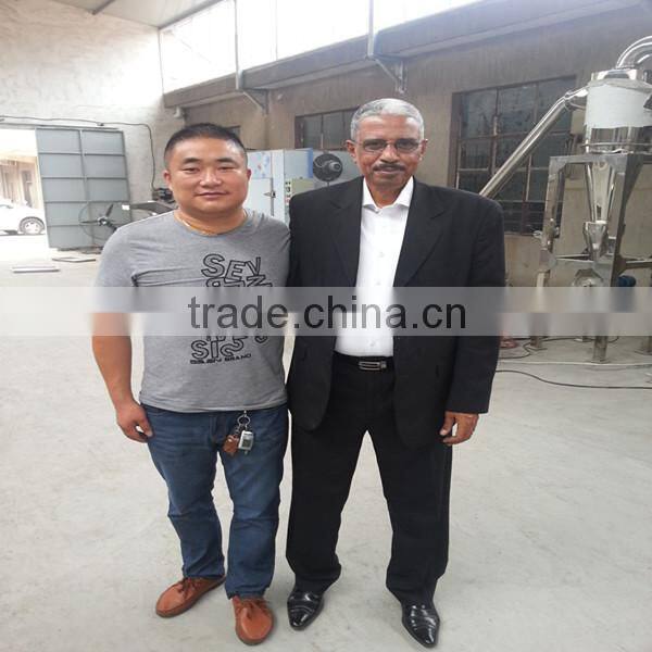 China Hot popularize latest vacuum feeding machine