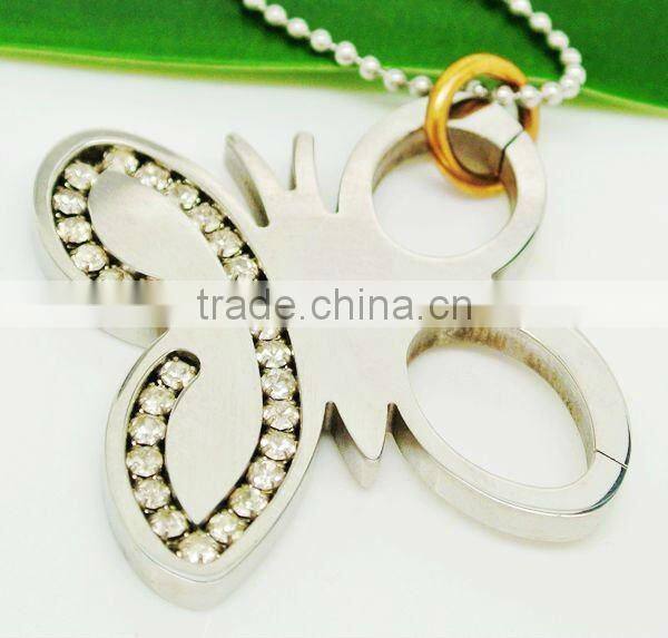 Latest cutout custom wholesale butterfly pendants for jewelry making