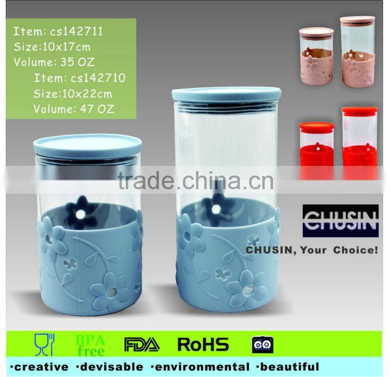 borosilicate glass jar with silicone sleeve and silicone lid