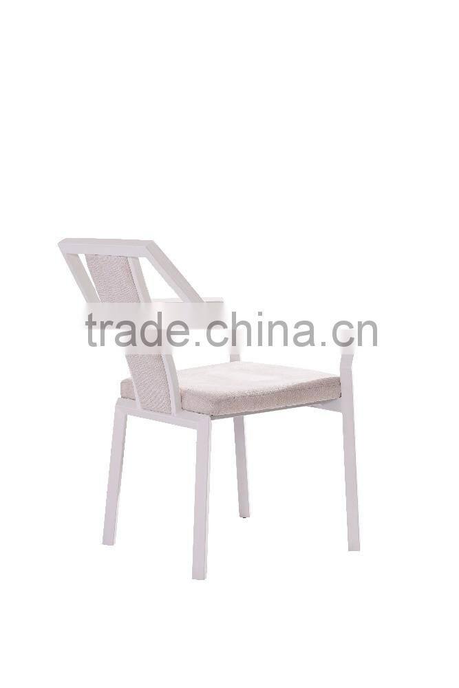 Kinked iron frame dinning chair with PU high bouncy sponge and iron legs