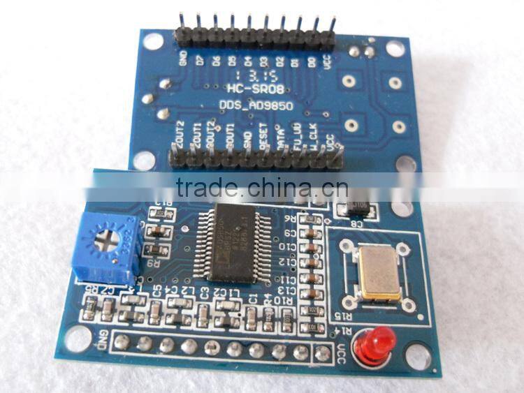 A 0-40 Mhz AD9850 DDS SIGNAL GENERATOR MODULE , 2 SINE & 2 SQUARE WAVEDDS Signal Generator Module