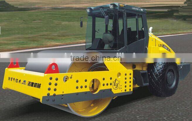 LSS2301-2 CE Certificate Dual-amplitude and frequency Road Roller Compactor