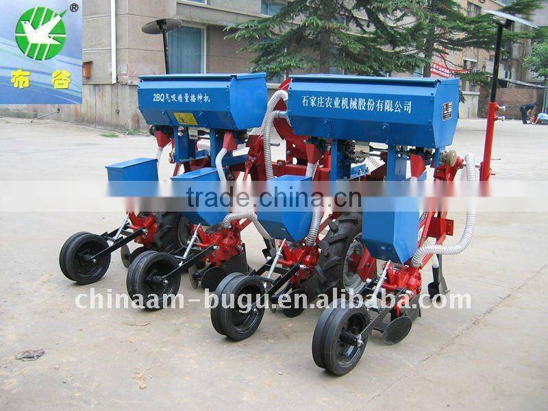 4 Rows air suction corn planter