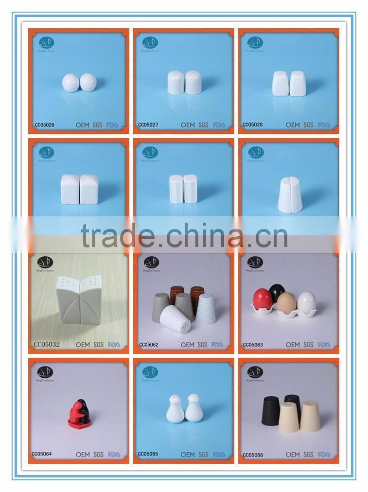 salt and pepper pot,wholesale salt and pepper shakers,porcelain salt pepper shaker, 2015 new design salt shakers